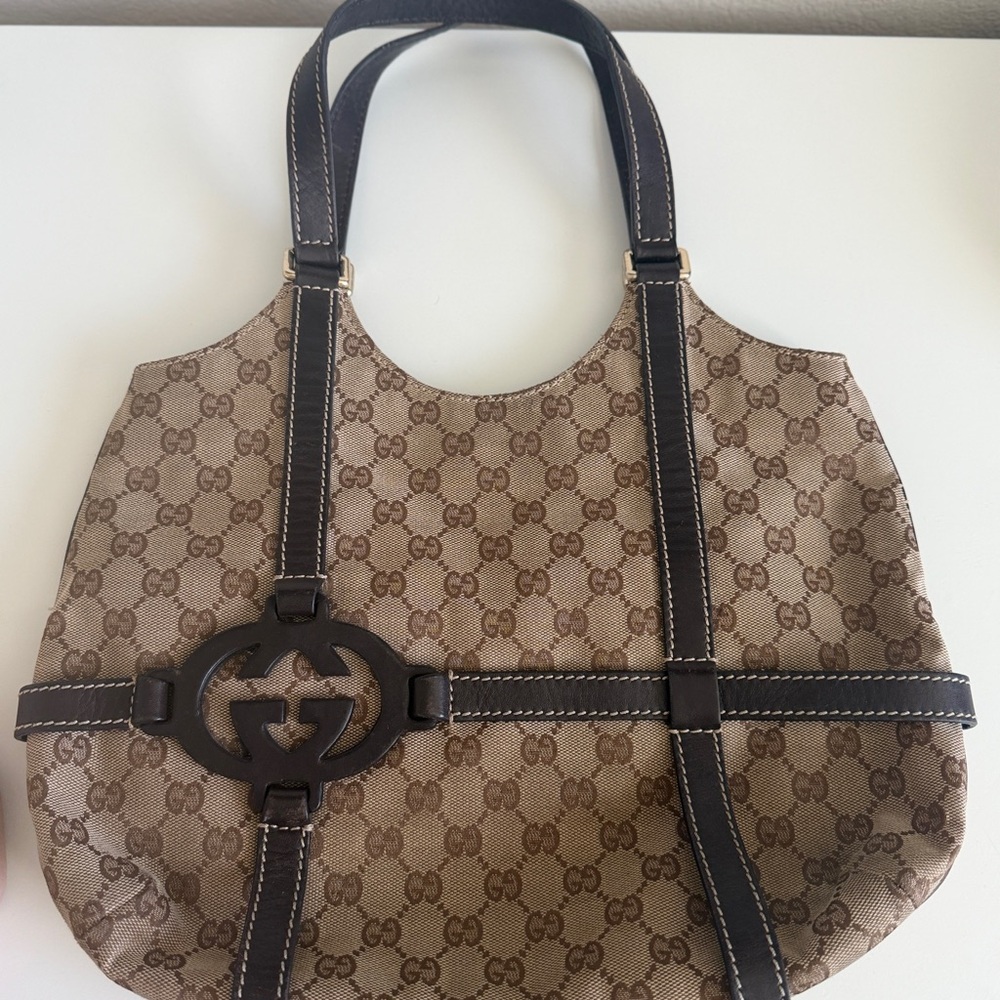 Vintage Gucci Beige and Brown Shoulder Bag